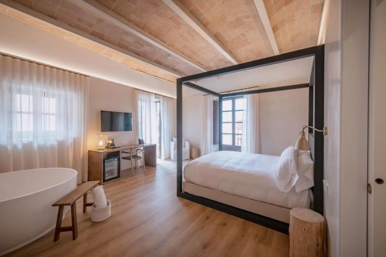 Hotel Palau Macelli & Spa Castello  D'Empuries 4*,  Spain